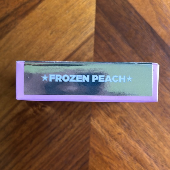 Jeffree Star “FROZEN PEACH” Supreme Frost Highlighting Powder! - Picture 3 of 10